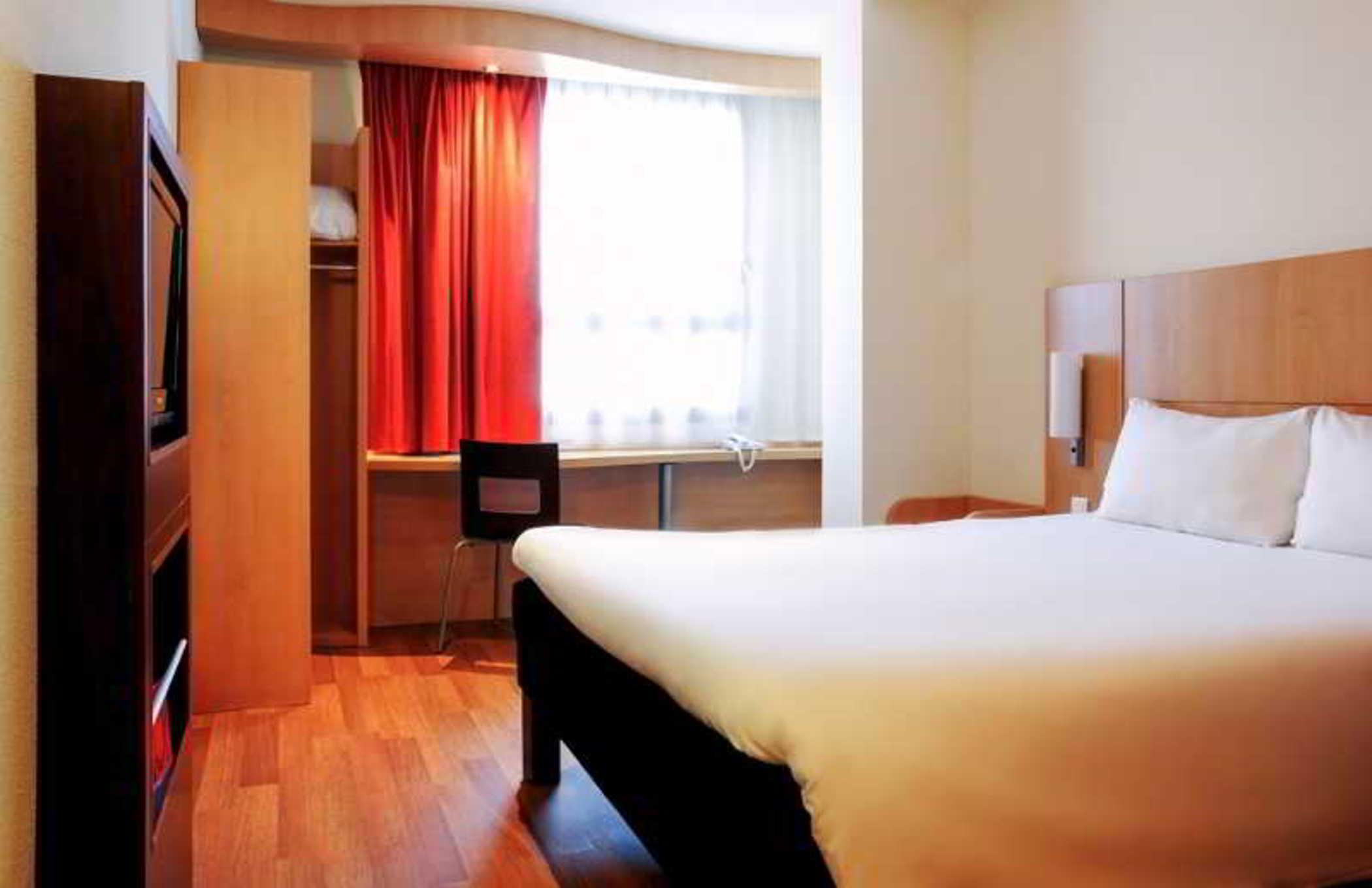 Ibis Madrid Calle Alcala Εξωτερικό φωτογραφία