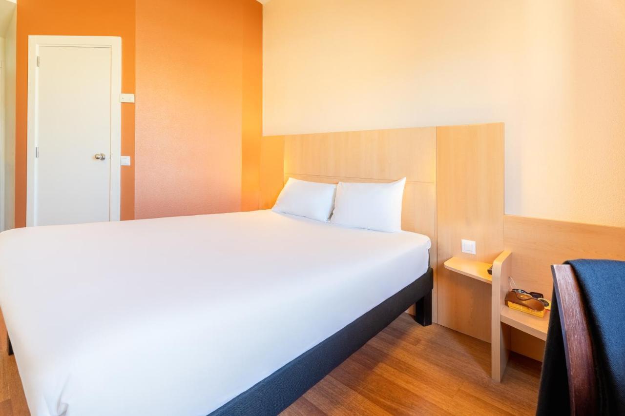 Ibis Madrid Calle Alcala Εξωτερικό φωτογραφία